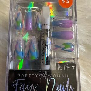🩷5/$10 Pretty Woman Faux Nails Set